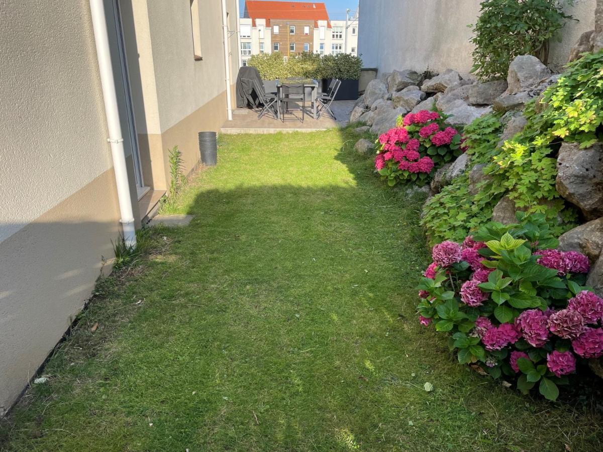 Villa Louise - Appartement Spacieux Proche Digue Avec Jardin Wimereux Bagian luar foto