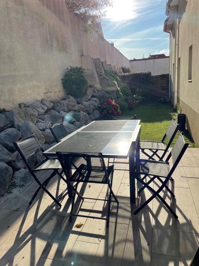 Villa Louise - Appartement Spacieux Proche Digue Avec Jardin Wimereux Bagian luar foto