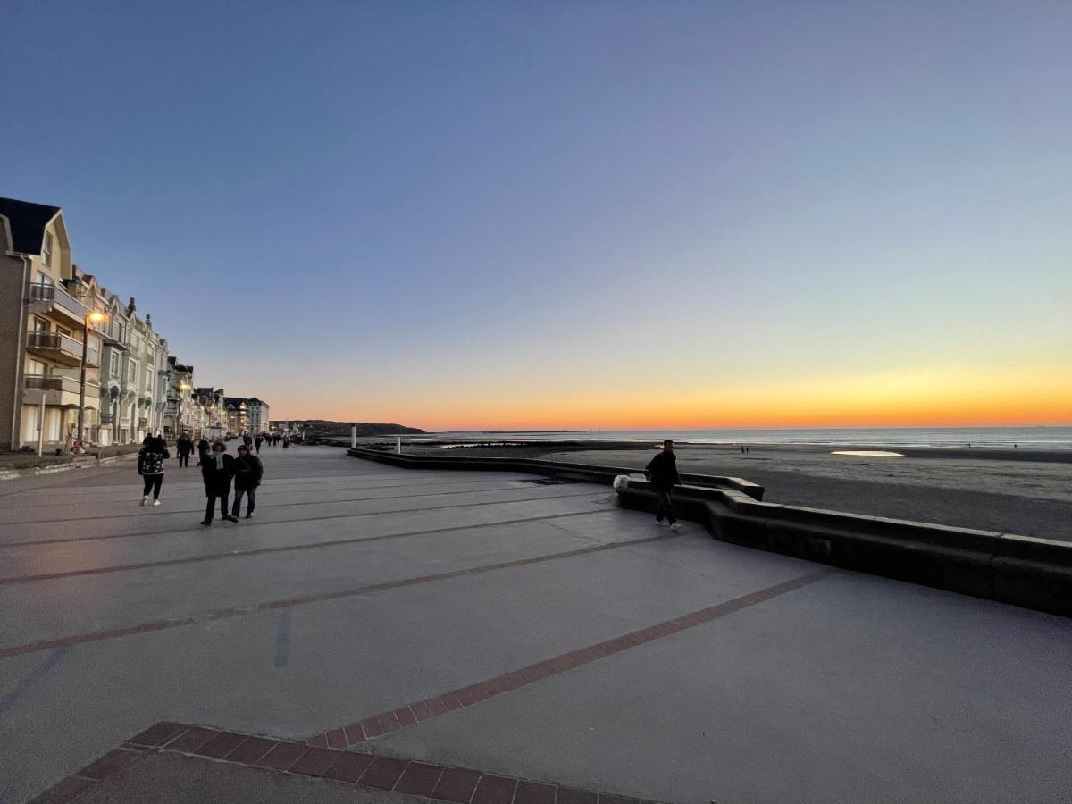 Villa Louise - Appartement Spacieux Proche Digue Avec Jardin Wimereux Bagian luar foto